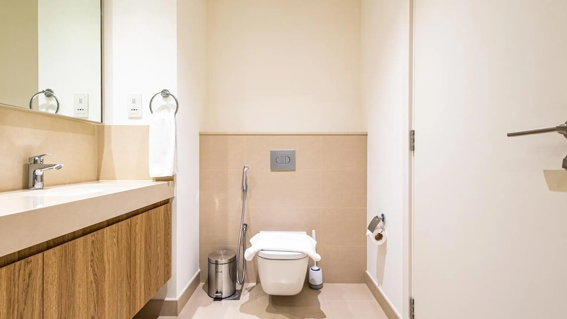 Premium 3Br L Office With Burj Khalifa & Fountain Views Apartment Dubai 0*,  United Arab Emirates
