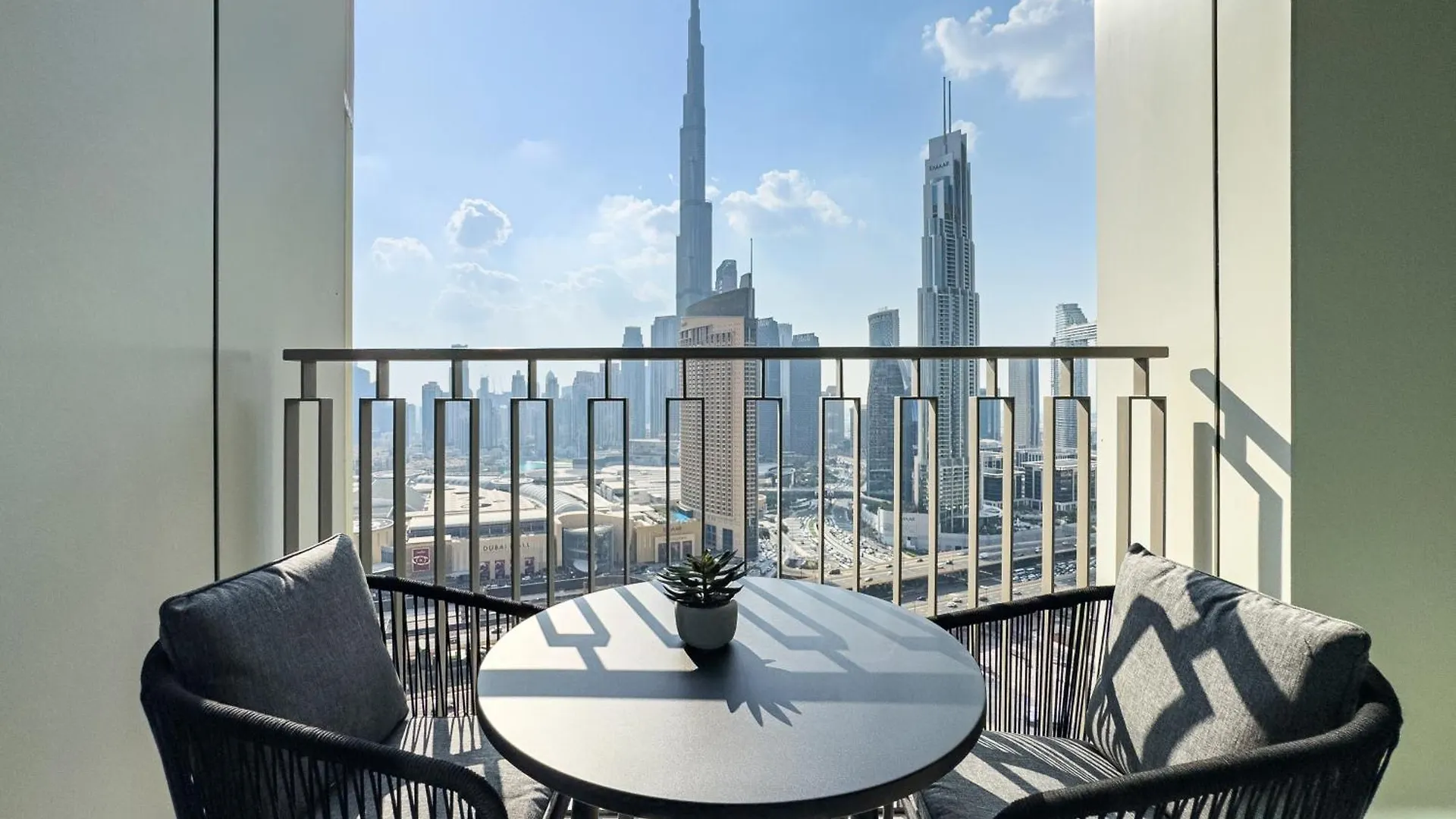 Premium 3Br L Office With Burj Khalifa & Fountain Views Apartment Dubai United Arab Emirates